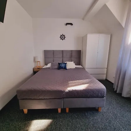 Albatrosa 9 Pensjonat