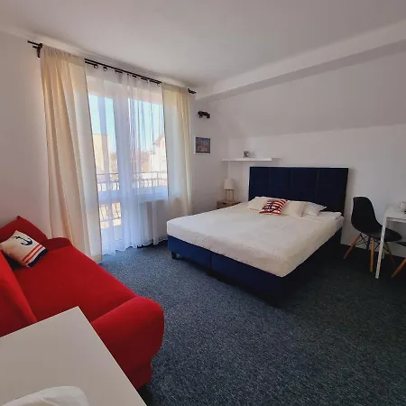 Albatrosa 9 Pensjonat 3*