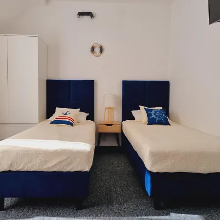 Albatrosa 9 Pensjonat